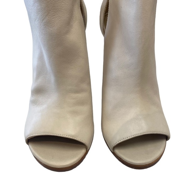 Stuart Weitzman Openhouse String Vecchio Open Toe Heels in Nappa Size 8.5 - Picture 3 of 15